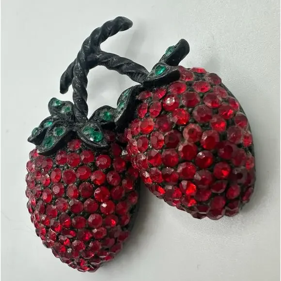 Weiss vintage black gunmetal red green rhinestones double strawberry brooch - Picture 5 of 8